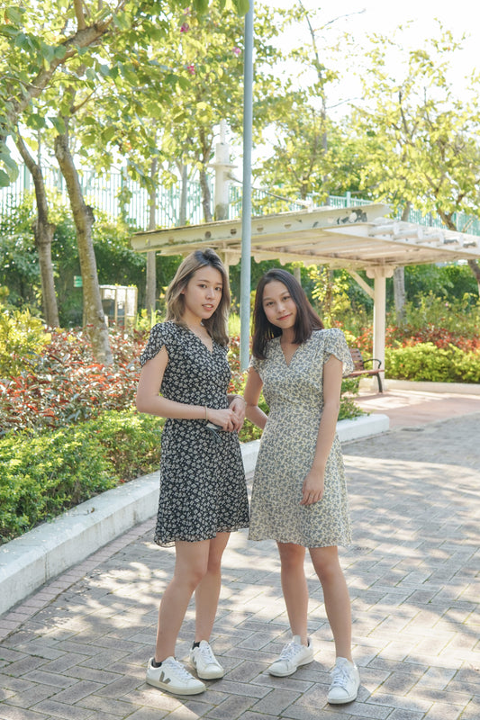 花瓣袖雛菊雪紡OPS | 黑 (現貨)