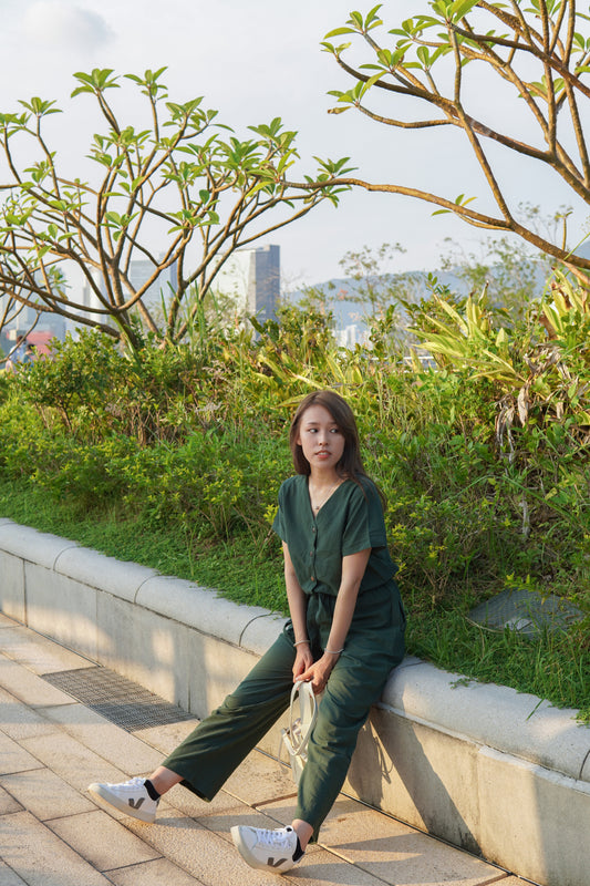 V領鈕扣橡筋腰口袋連身長褲 | 深綠 (現貨)
